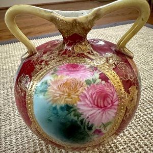 Antique Victorian Guilted Footed Vase
